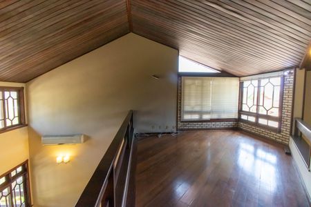 Casa de condomínio à venda com 368m², 3 quartos e 6 vagasSala 2