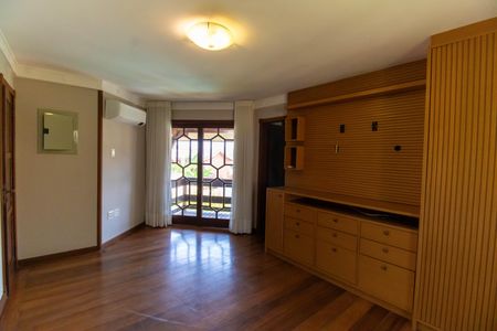 Casa de condomínio à venda com 368m², 3 quartos e 6 vagasSuíte 3