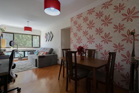 Apartamento à venda com 82m², 2 quartos e 1 vagaSala