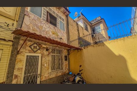 Casa para alugar com 55m², 2 quartos e sem vaga Casa para alugar com 55m², 2 quartos e sem vagaFachada casa