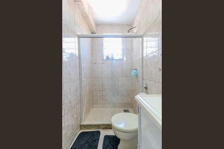 Casa para alugar com 55m², 2 quartos e sem vaga Casa para alugar com 55m², 2 quartos e sem vagaBanheiro da Suíte