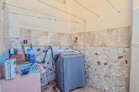 Casa para alugar com 55m², 2 quartos e sem vaga Casa para alugar com 55m², 2 quartos e sem vagaÁrea de Serviço