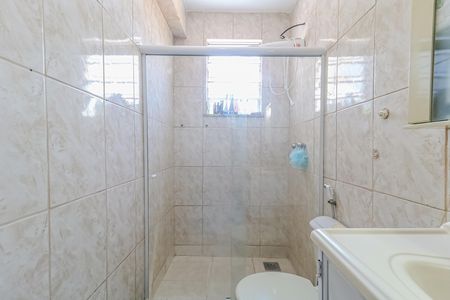 Casa para alugar com 55m², 2 quartos e sem vaga Casa para alugar com 55m², 2 quartos e sem vagaBanheiro da Suíte