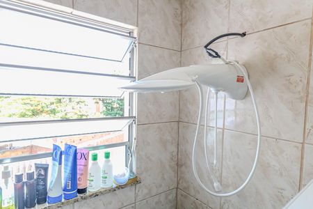 Casa para alugar com 55m², 2 quartos e sem vaga Casa para alugar com 55m², 2 quartos e sem vagaBanheiro da Suíte