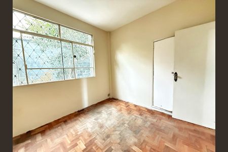 Apartamento à venda com 3 quartos, 112m² em Calafate, Belo Horizonte