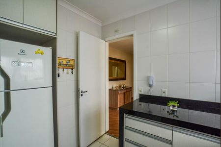 Apartamento à venda com 89m², 3 quartos e 2 vagas Apartamento à venda com 89m², 3 quartos e 2 vagasCozinha