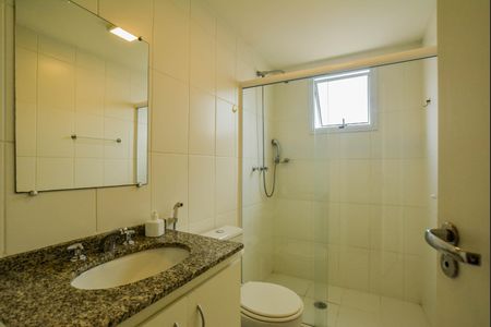 Apartamento à venda com 89m², 3 quartos e 2 vagas Apartamento à venda com 89m², 3 quartos e 2 vagasBanheiro Corredor