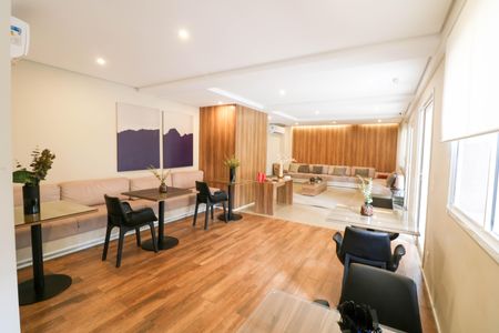 Studio à venda com 28m², 1 quarto e 1 vaga Studio à venda com 28m², 1 quarto e 1 vagaÁrea comum