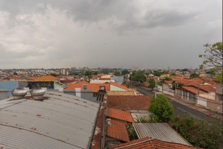 Casa à venda com 302m², 3 quartos e 4 vagas Casa à venda com 302m², 3 quartos e 4 vagasVista da Suíte