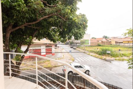 Casa à venda com 302m², 3 quartos e 4 vagas Casa à venda com 302m², 3 quartos e 4 vagasSacada da Sala