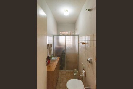 Casa à venda com 302m², 3 quartos e 4 vagas Casa à venda com 302m², 3 quartos e 4 vagasComércio Anexo