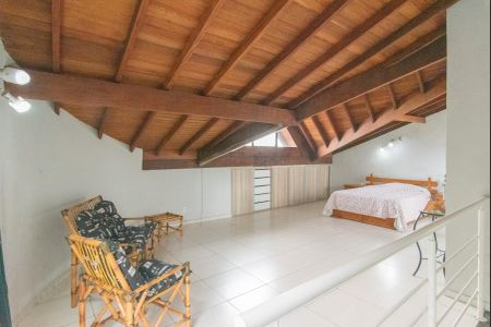 Casa à venda com 302m², 3 quartos e 4 vagas Casa à venda com 302m², 3 quartos e 4 vagasSuíte