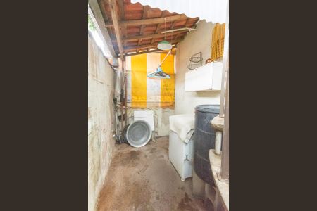 Casa à venda com 302m², 3 quartos e 4 vagas Casa à venda com 302m², 3 quartos e 4 vagasQuintal