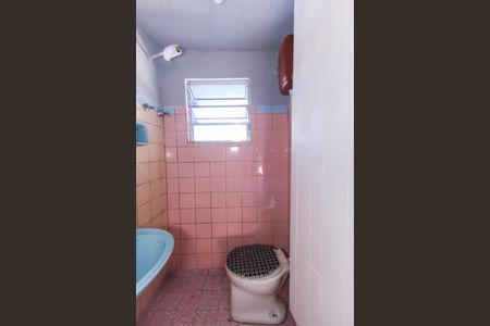 Casa para alugar com 35m², 1 quarto e sem vaga Casa para alugar com 35m², 1 quarto e sem vagaBanheiro