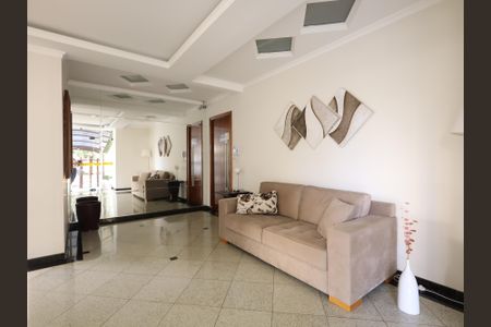 Apartamento à venda com 213m², 4 quartos e 2 vagasÁrea comum - Hall social