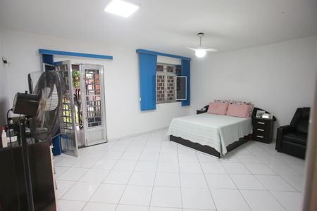 Casa à venda com 715m², 4 quartos e 8 vagasQuarto Suíte