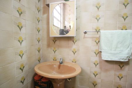 Casa à venda com 715m², 4 quartos e 8 vagasBanheiro da Sala 2