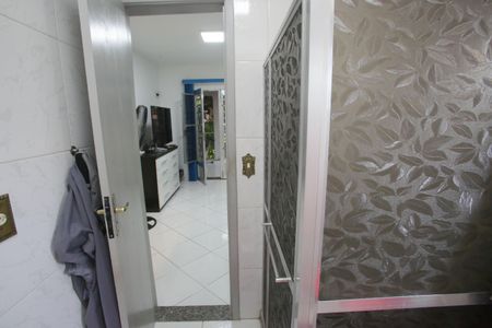 Casa à venda com 715m², 4 quartos e 8 vagasBanheiro da Suíte