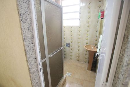 Casa à venda com 715m², 4 quartos e 8 vagasBanheiro da Sala 2