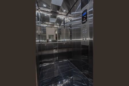 Apartamento à venda com 42m², 2 quartos e sem vagaElevador