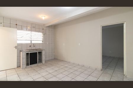 Casa à venda com 500m², 1 quarto e 2 vagas Casa à venda com 500m², 1 quarto e 2 vagasSala/Cozinha