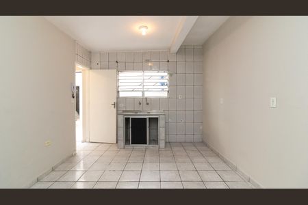 Casa à venda com 500m², 1 quarto e 2 vagas Casa à venda com 500m², 1 quarto e 2 vagasSala/Cozinha
