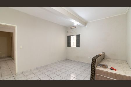 Casa à venda com 500m², 1 quarto e 2 vagas Casa à venda com 500m², 1 quarto e 2 vagasQuarto