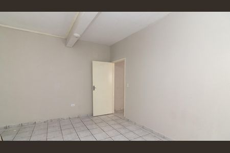 Casa à venda com 500m², 1 quarto e 2 vagas Casa à venda com 500m², 1 quarto e 2 vagasQuarto
