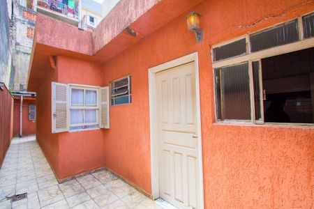 Casa à venda com 96m², 2 quartos e 1 vaga Casa à venda com 96m², 2 quartos e 1 vagaCorredor