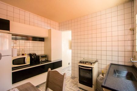 Casa à venda com 96m², 2 quartos e 1 vaga Casa à venda com 96m², 2 quartos e 1 vagaCozinha