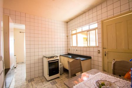 Casa à venda com 96m², 2 quartos e 1 vaga Casa à venda com 96m², 2 quartos e 1 vagaCozinha