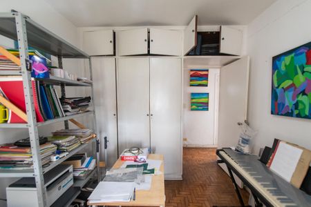 Apartamento à venda com 180m², 3 quartos e 2 vagasQuarto 1