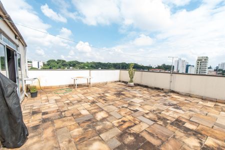 Apartamento à venda com 180m², 3 quartos e 2 vagasSalão