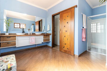 Casa à venda com 250m², 3 quartos e 3 vagas Casa à venda com 250m², 3 quartos e 3 vagasBanheiro da Suíte 2