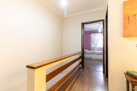 Casa à venda com 250m², 3 quartos e 3 vagas Casa à venda com 250m², 3 quartos e 3 vagasCorredor