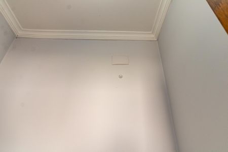 Casa à venda com 250m², 3 quartos e 3 vagas Casa à venda com 250m², 3 quartos e 3 vagasBanheiro de Serviço
