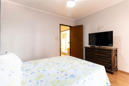 Casa à venda com 250m², 3 quartos e 3 vagas Casa à venda com 250m², 3 quartos e 3 vagasSuíte 2
