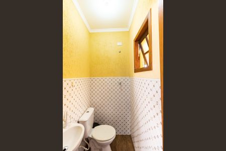 Casa à venda com 250m², 3 quartos e 3 vagas Casa à venda com 250m², 3 quartos e 3 vagasLavabo do Quarto 3