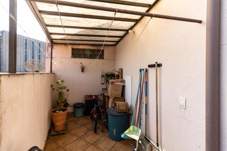 Casa à venda com 250m², 3 quartos e 3 vagas Casa à venda com 250m², 3 quartos e 3 vagasÁrea de Serviço