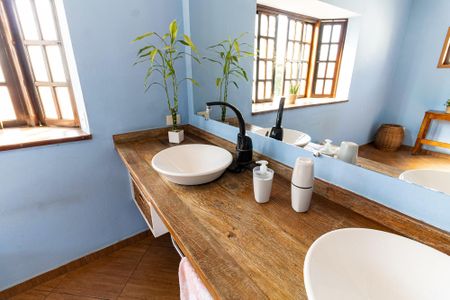 Casa à venda com 250m², 3 quartos e 3 vagas Casa à venda com 250m², 3 quartos e 3 vagasBanheiro da Suíte 2
