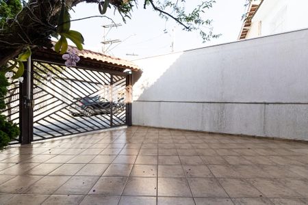 Casa à venda com 250m², 3 quartos e 3 vagas Casa à venda com 250m², 3 quartos e 3 vagasGaragem