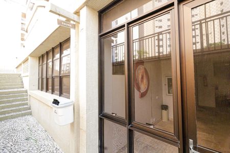 Apartamento à venda com 90m², 2 quartos e 1 vagaFachada