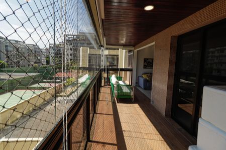 Apartamento à venda com 90m², 2 quartos e 1 vagaVaranda da Sala