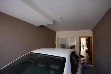 Casa à venda com 130m², 3 quartos e 2 vagas Casa à venda com 130m², 3 quartos e 2 vagasGARAGEM