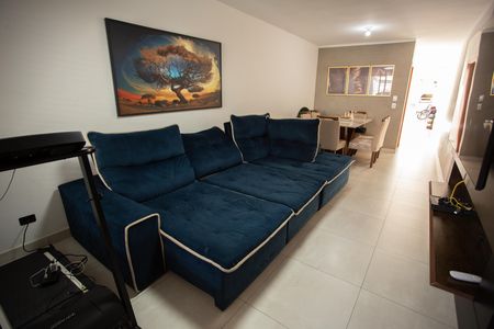 Casa à venda com 130m², 3 quartos e 2 vagas Casa à venda com 130m², 3 quartos e 2 vagasSALA