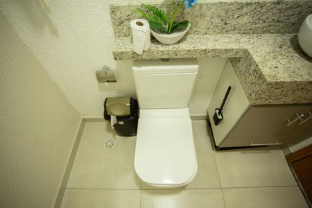 Casa à venda com 130m², 3 quartos e 2 vagas Casa à venda com 130m², 3 quartos e 2 vagasLAVABO