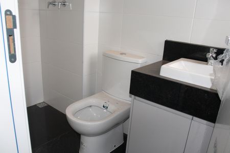 Apartamento à venda com 152m², 4 quartos e 4 vagasBanheiro da Suíte 2