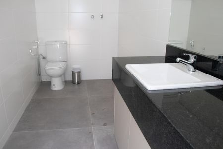 Apartamento à venda com 152m², 4 quartos e 4 vagasBanheiro/Área comum