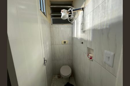 Casa para alugar com 74m², 2 quartos e sem vagaBanheiro de serviço