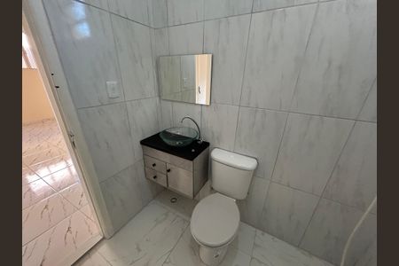 Casa para alugar com 74m², 2 quartos e sem vagaBanheiro